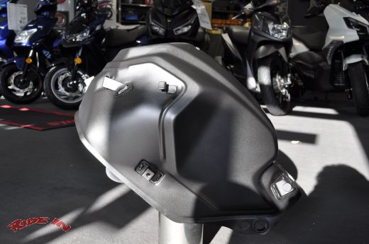 VOGE original spare part fuel tank 650DSX with storage marks