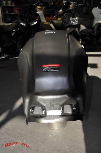 VOGE original spare part fuel tank 650DSX with storage marks