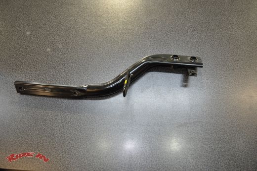 YAMAHA Originalersatzteil Halter Schalldämpfer Wildstar XV 1600